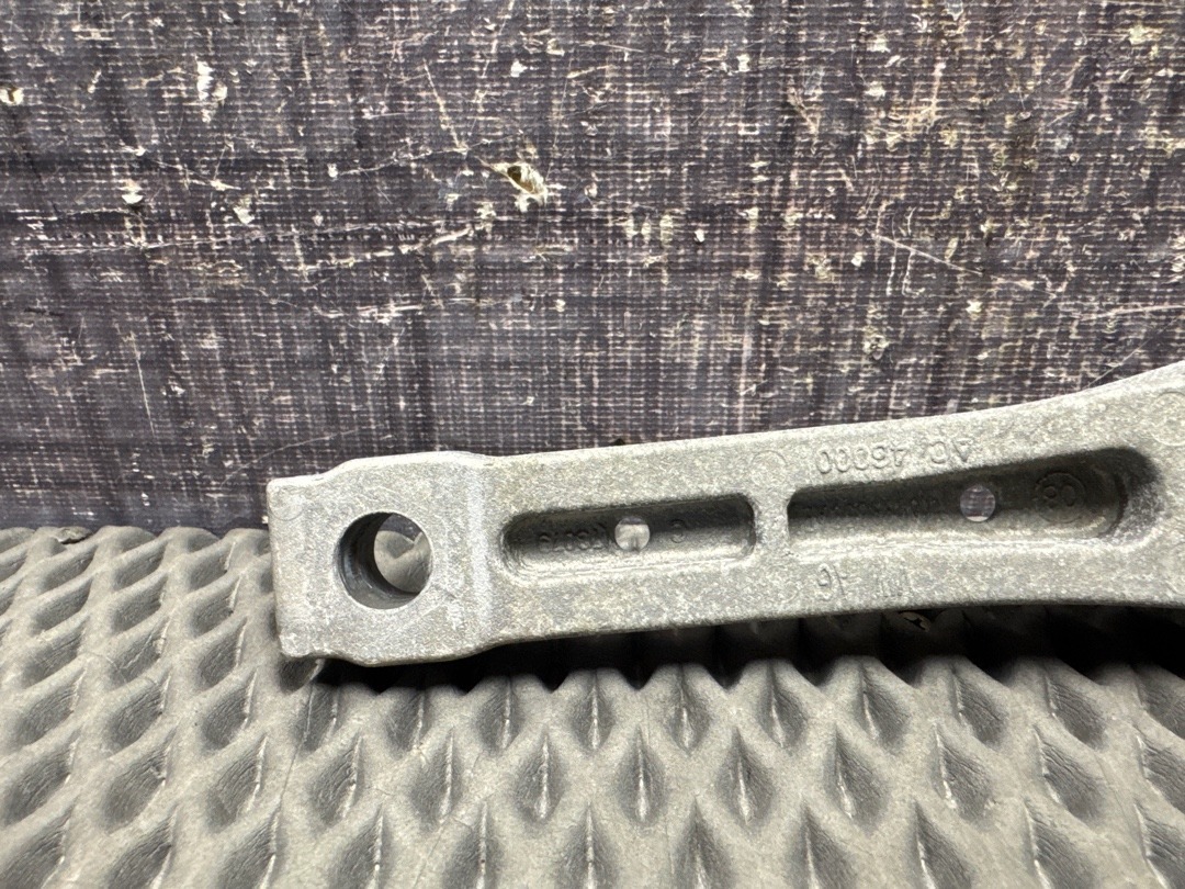 Опора двигателя, 970 рублей, Красноярск