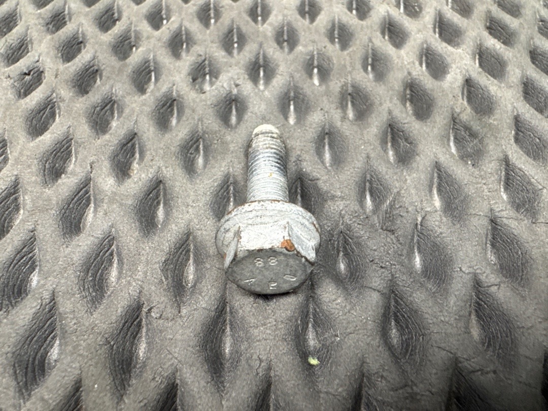 Крепление аккумулятора, 910 рублей, Красноярск