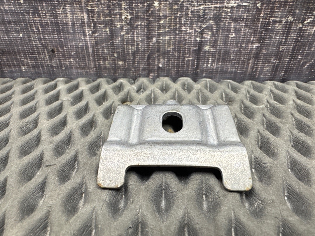 Крепление аккумулятора, 910 рублей, Красноярск