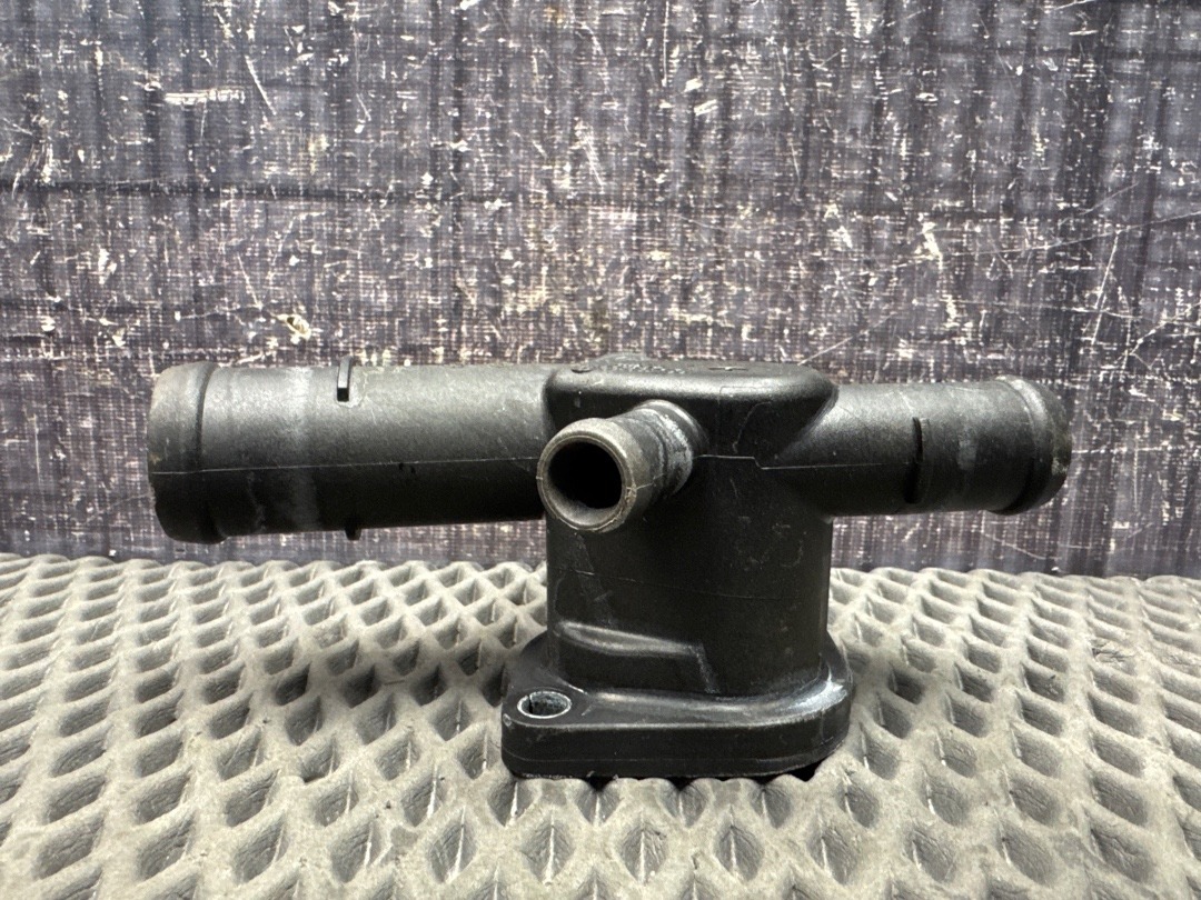 Фланец системы охлаждения, 910 рублей, Красноярск