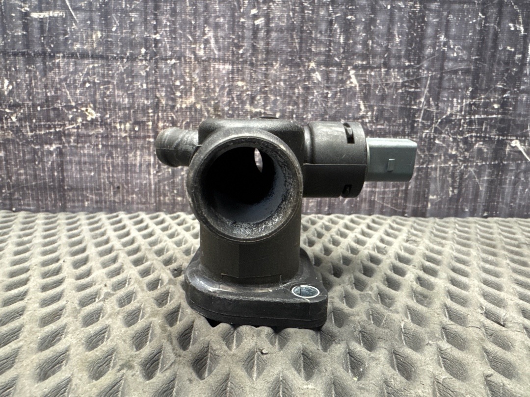 Фланец системы охлаждения, 910 рублей, Красноярск