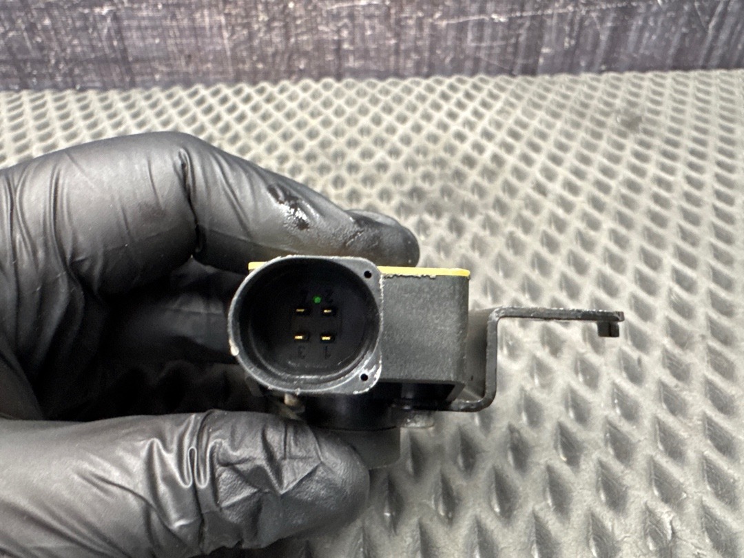 Датчик уровня подвески, 3240 рублей, Красноярск