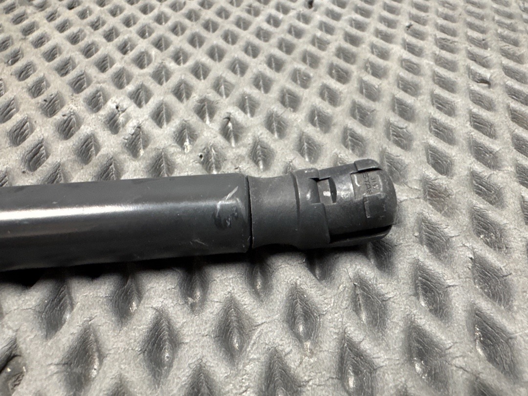 Амортизатор багажника, 610 рублей, Красноярск