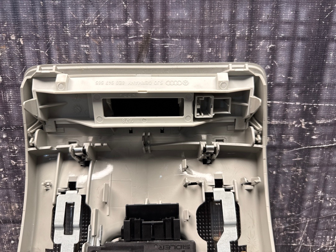 Плафон салона, 1170 рублей, Красноярск