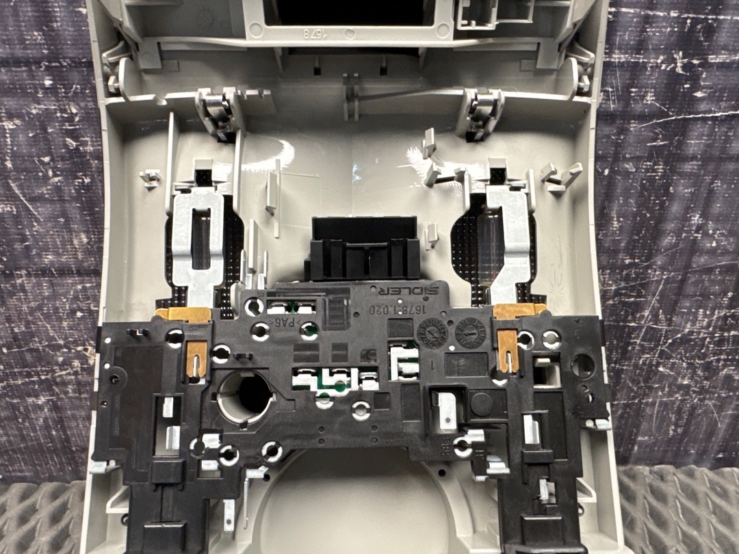 Плафон салона, 1170 рублей, Красноярск