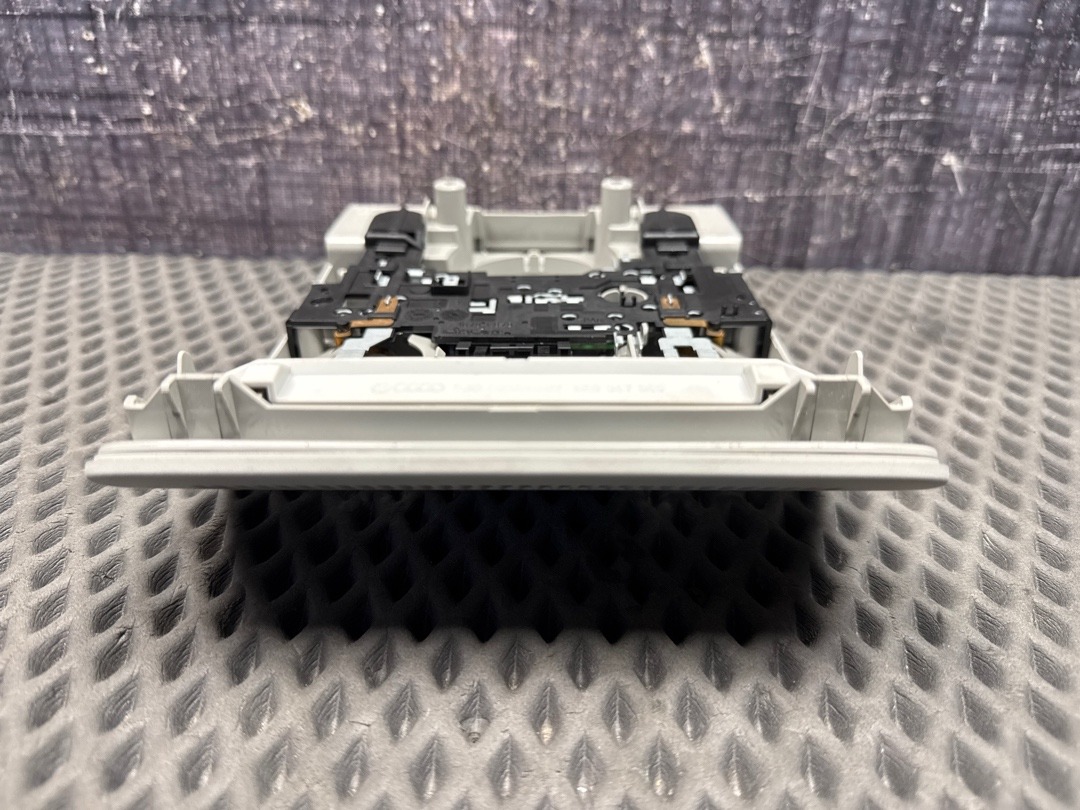 Плафон салона, 1170 рублей, Красноярск