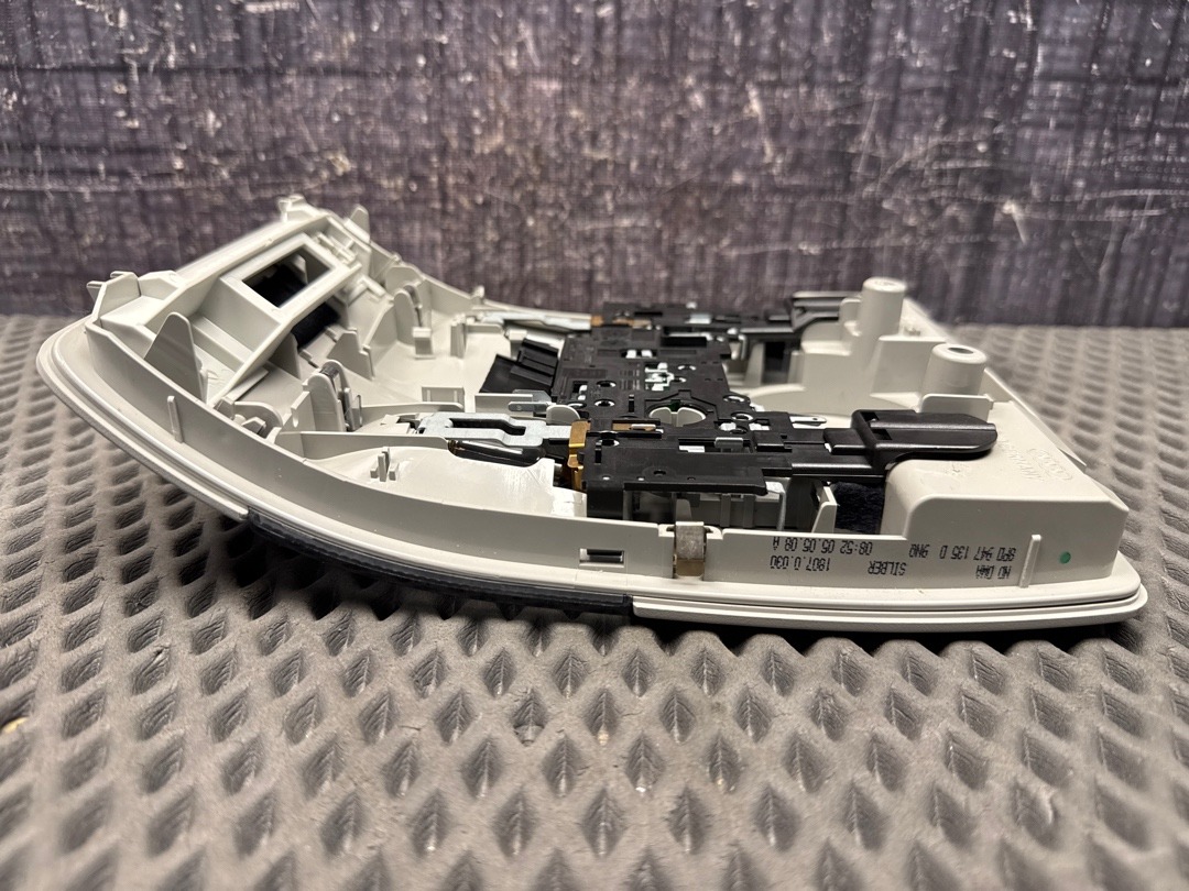 Плафон салона, 1170 рублей, Красноярск