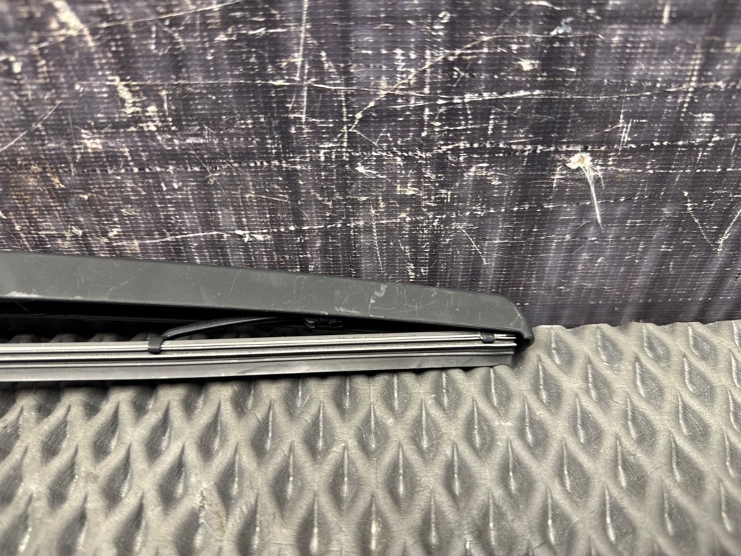 Дворник, 1730 рублей, Красноярск