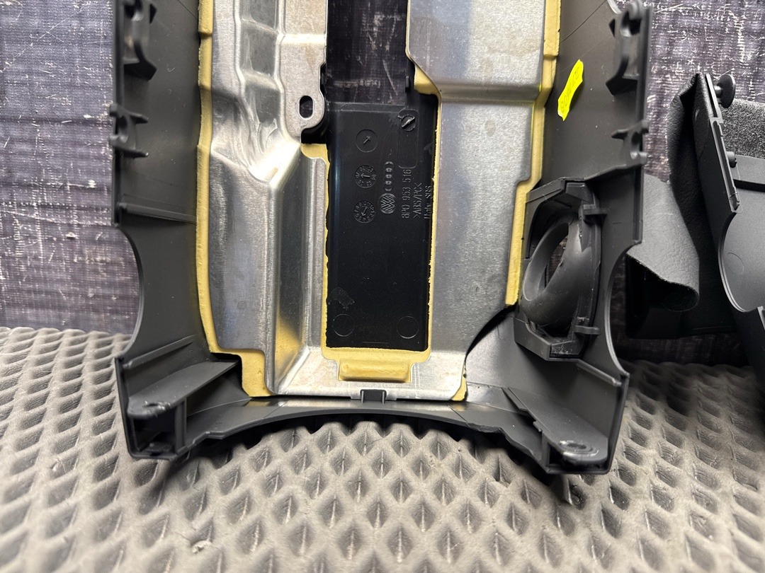 Кожух рулевой колонки, 890 рублей, Красноярск