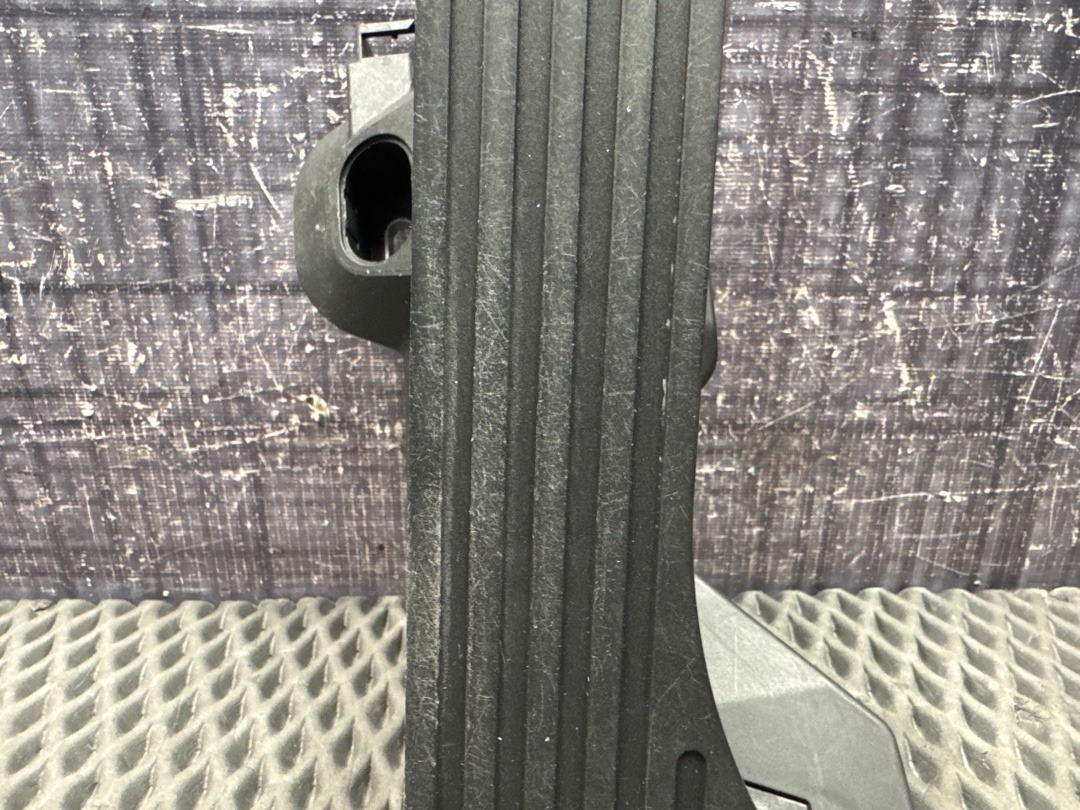 Педаль газа, 1140 рублей, Красноярск