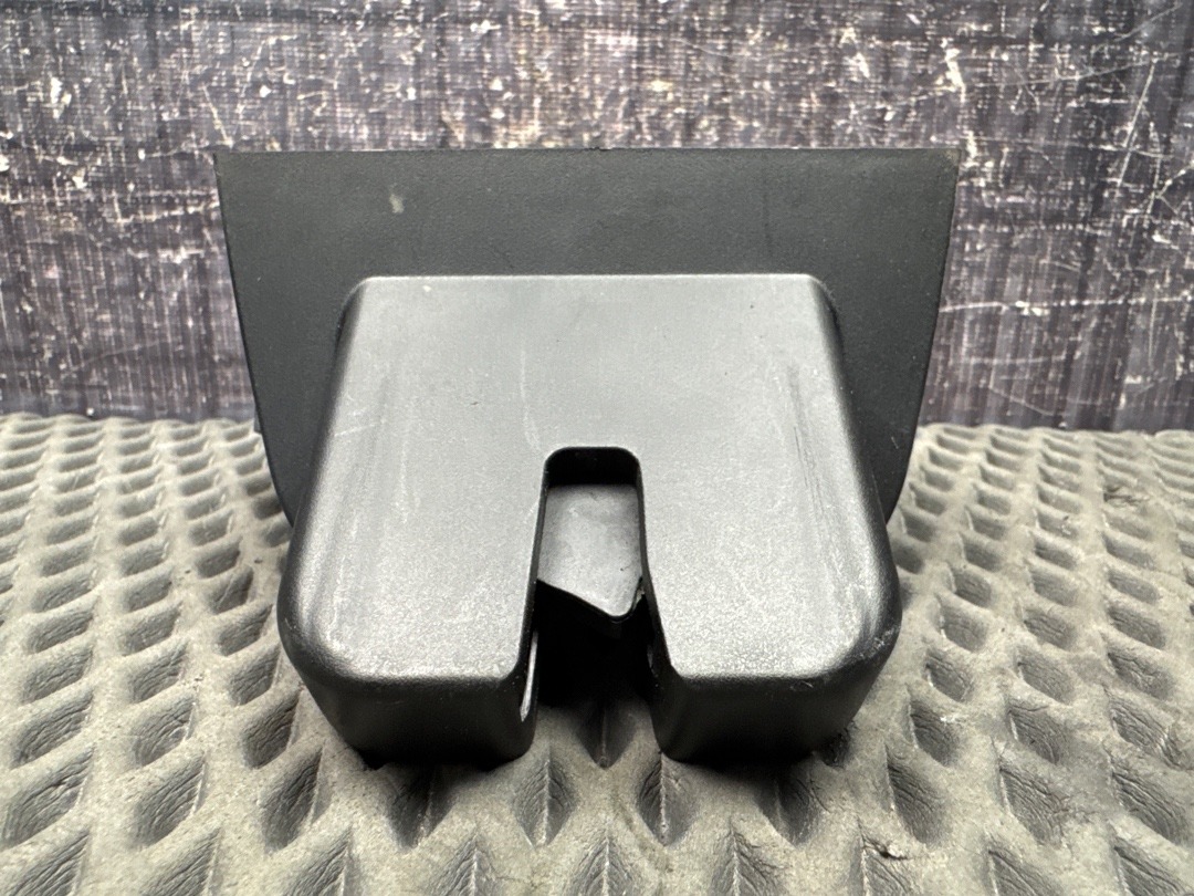 Замок крышки багажника, 3720 рублей, Красноярск