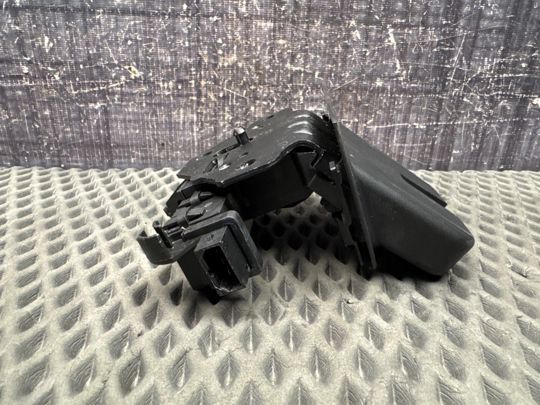 Замок крышки багажника, 3720 рублей, Красноярск