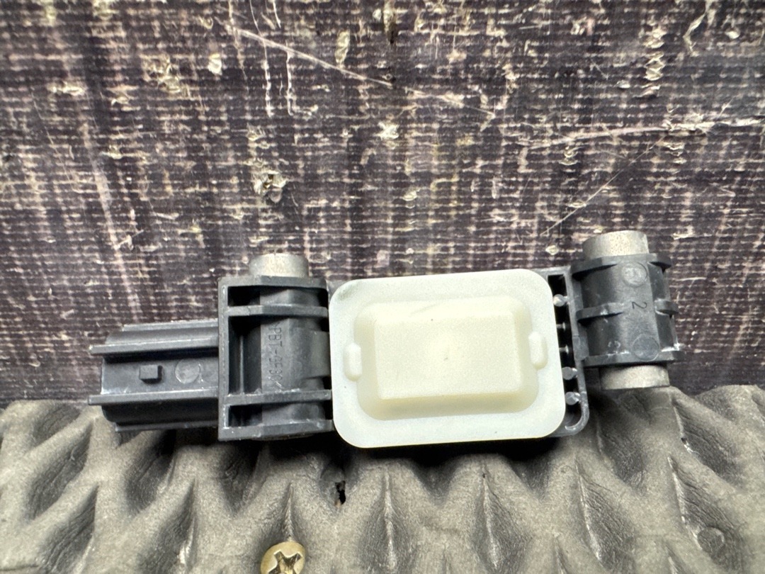 Датчик Airbag, 1210 рублей, Красноярск