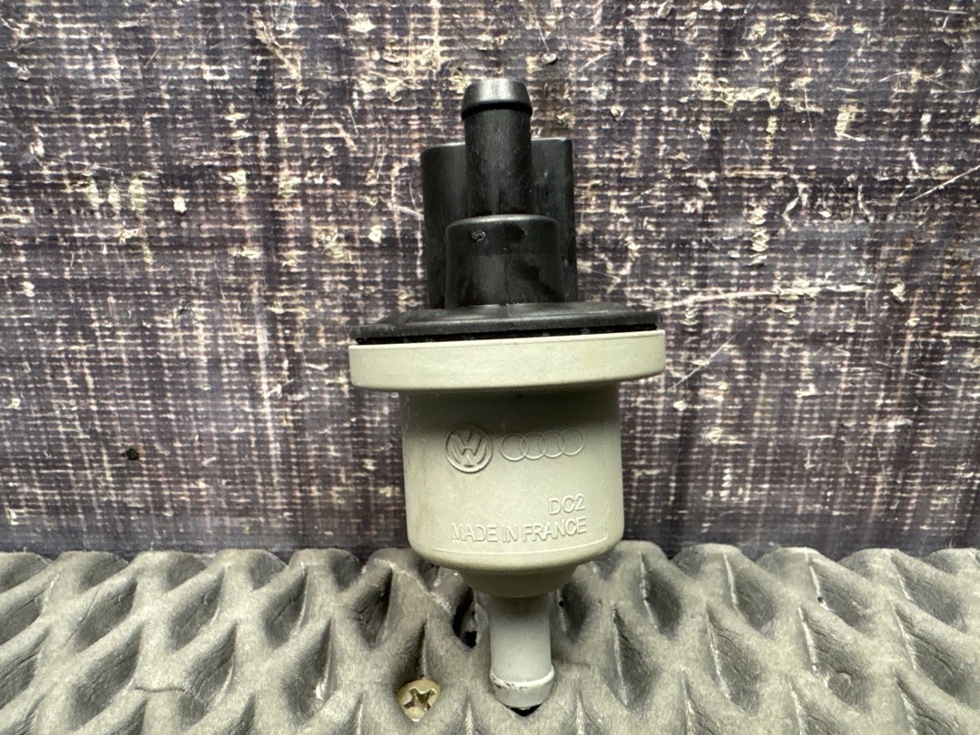 Клапан вентиляции топливного бака, 1380 рублей, Красноярск