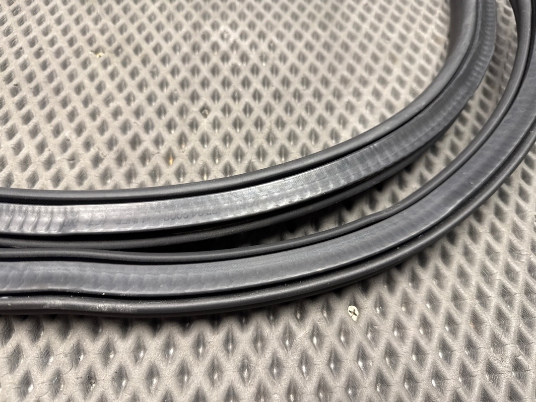 Уплотнитель крышки багажника, 1430 рублей, Красноярск