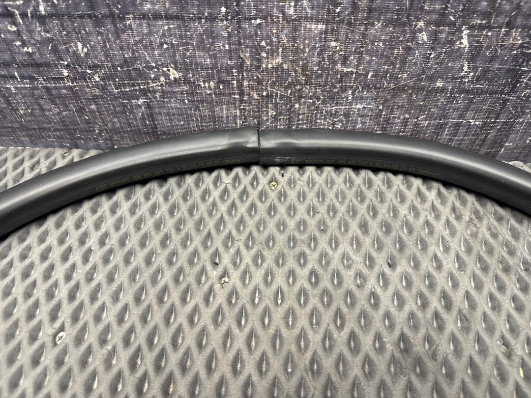 Подкапотный уплотнитель, 1730 рублей, Красноярск