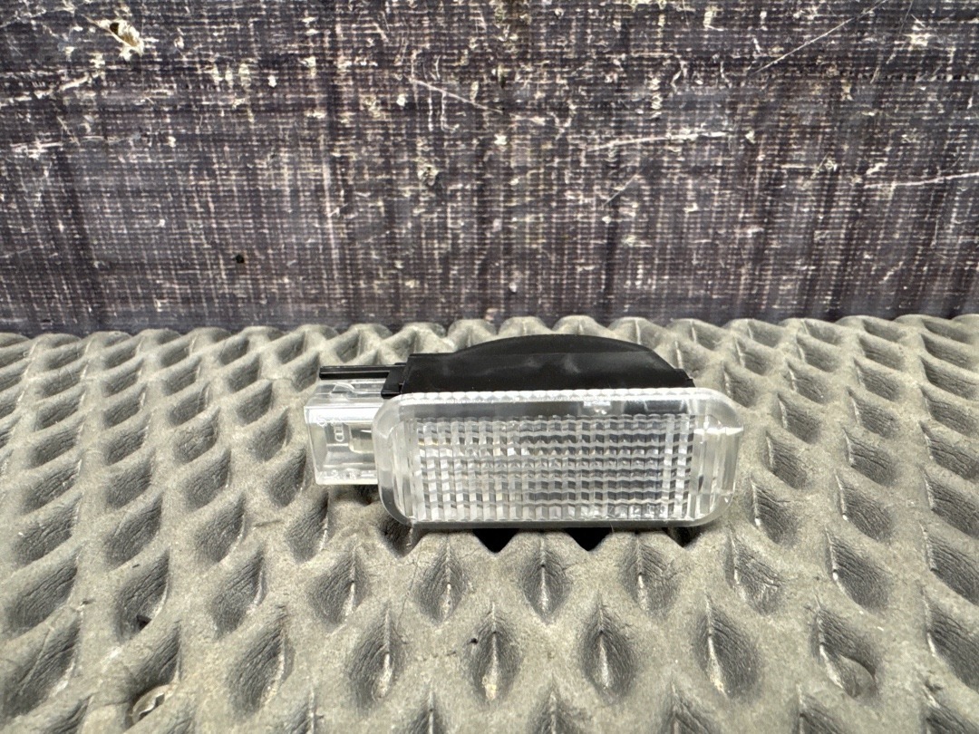 Плафон салона, 420 рублей, Красноярск