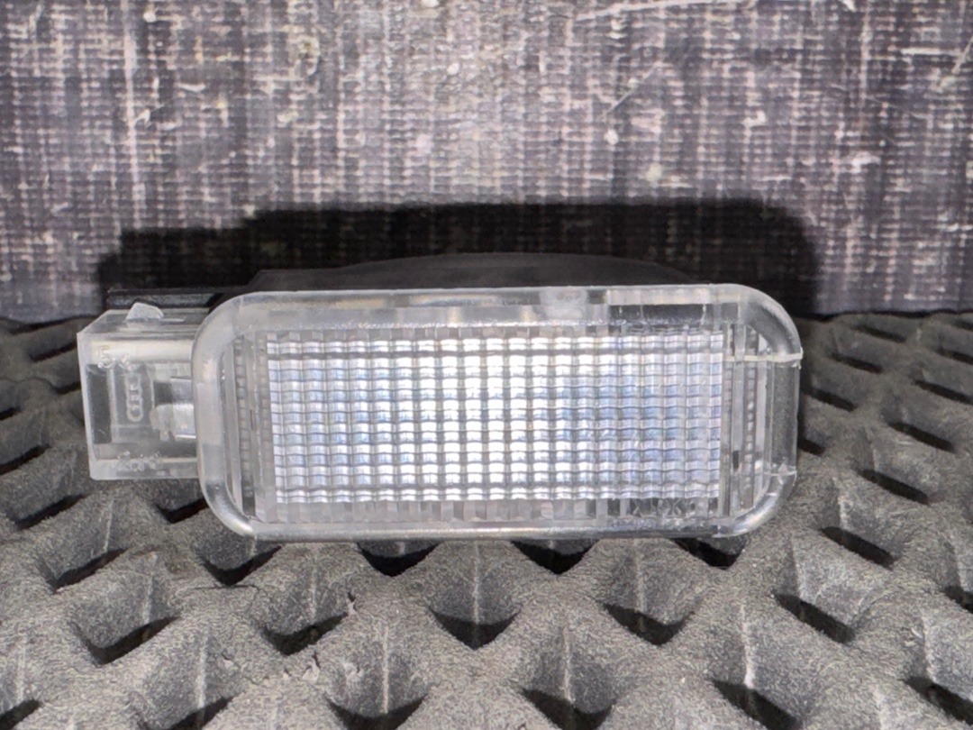 Плафон салона, 420 рублей, Красноярск