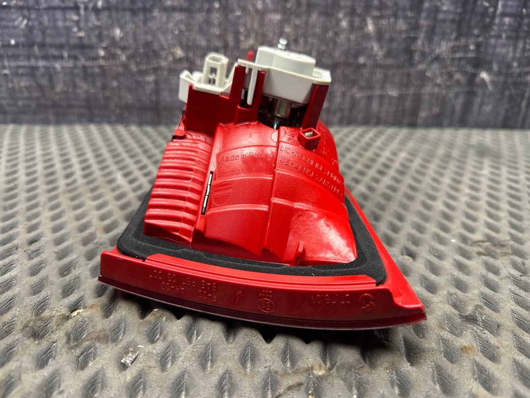 Фонарь в крышку багажника, 1060 рублей, Красноярск