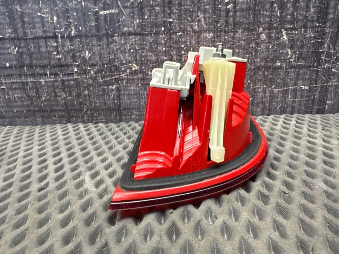 Фонарь в крышку багажника, 1060 рублей, Красноярск