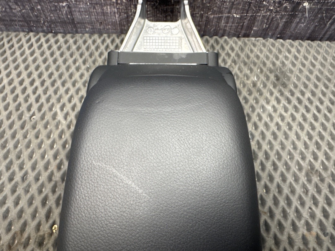 Подлокотник, 4360 рублей, Красноярск