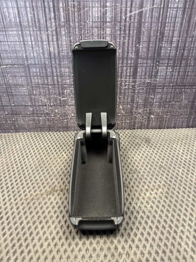 Подлокотник, 4360 рублей, Красноярск