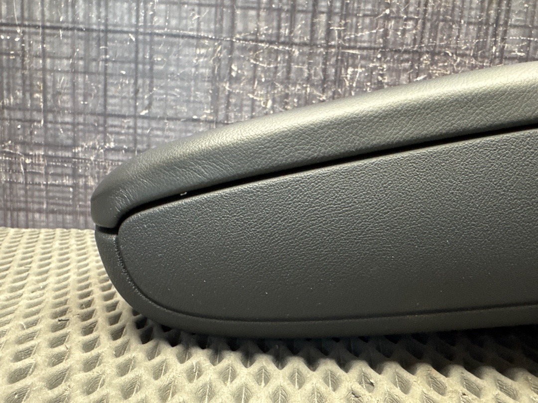 Подлокотник, 4360 рублей, Красноярск