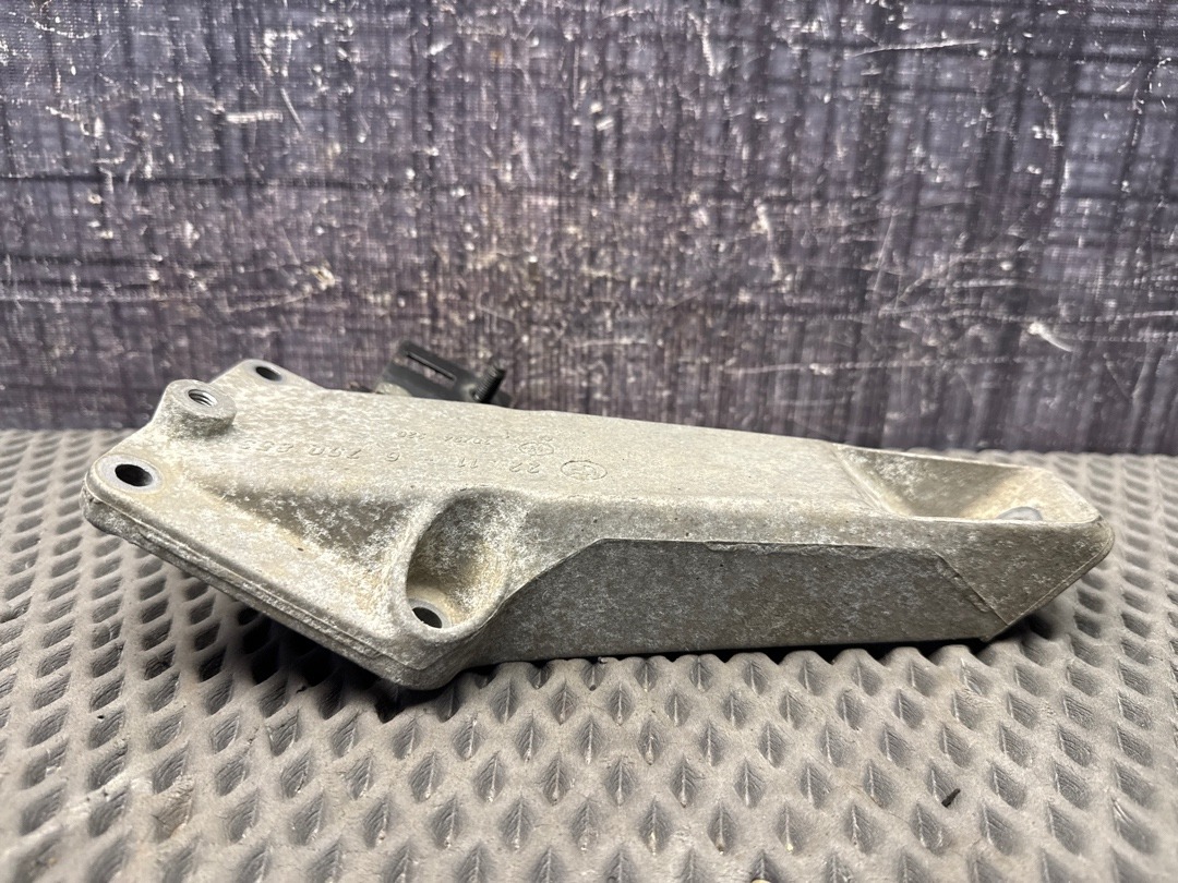 Кронштейн двигателя, 1500 рублей, Красноярск