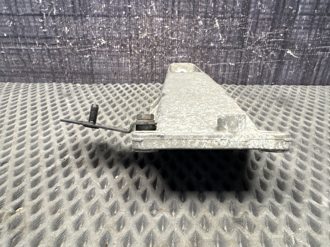 Кронштейн двигателя, 1500 рублей, Красноярск