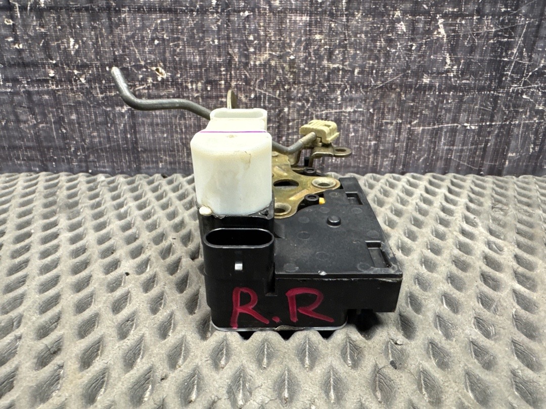 Замок двери, 2700 рублей, Красноярск