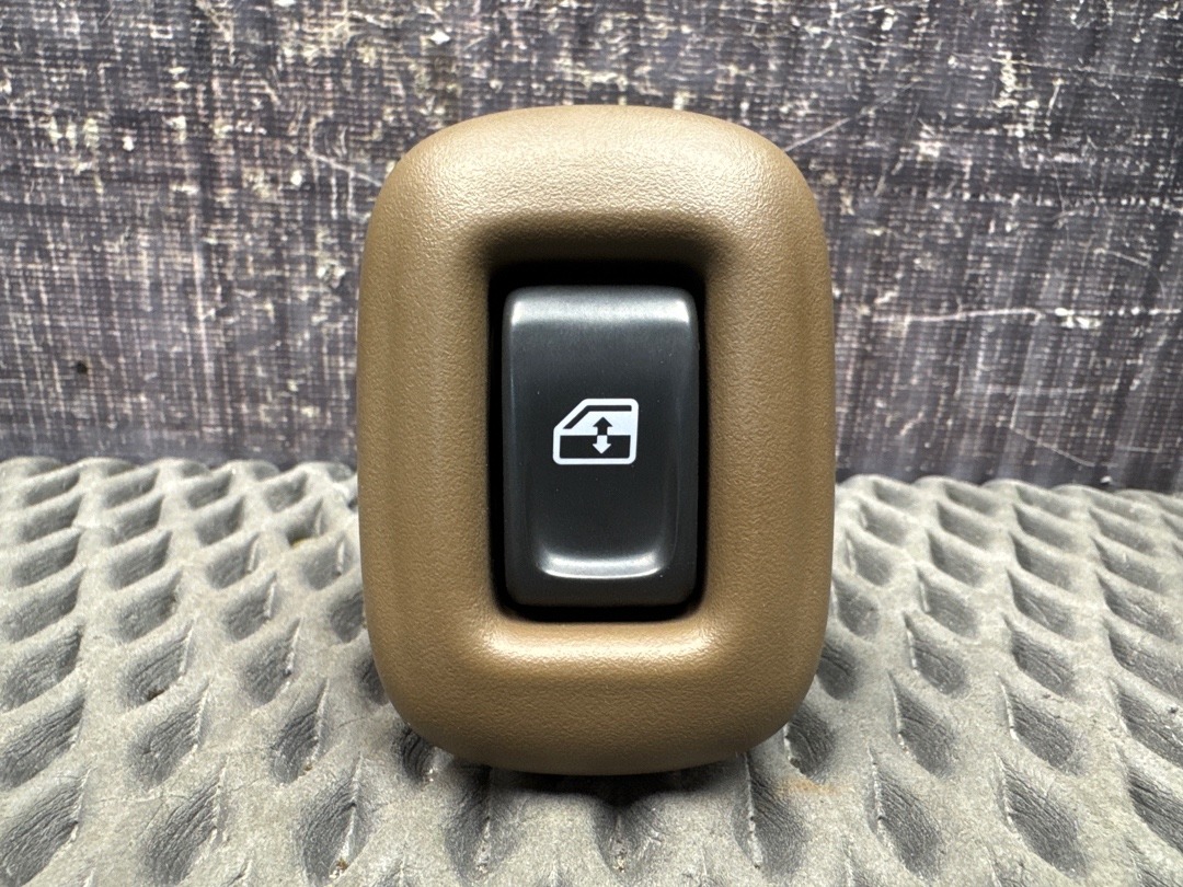 Кнопка стеклоподъемника, 450 рублей, Красноярск