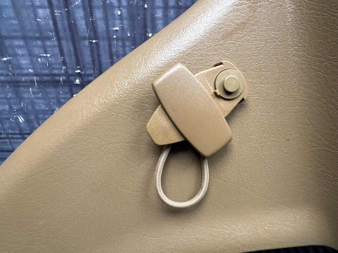 Обшивка багажника, 1000 рублей, Красноярск