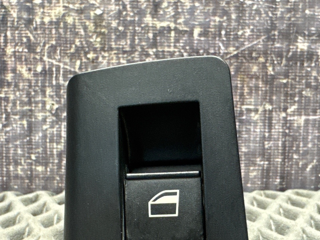 Кнопка стеклоподъемника, 552 рублей, Красноярск