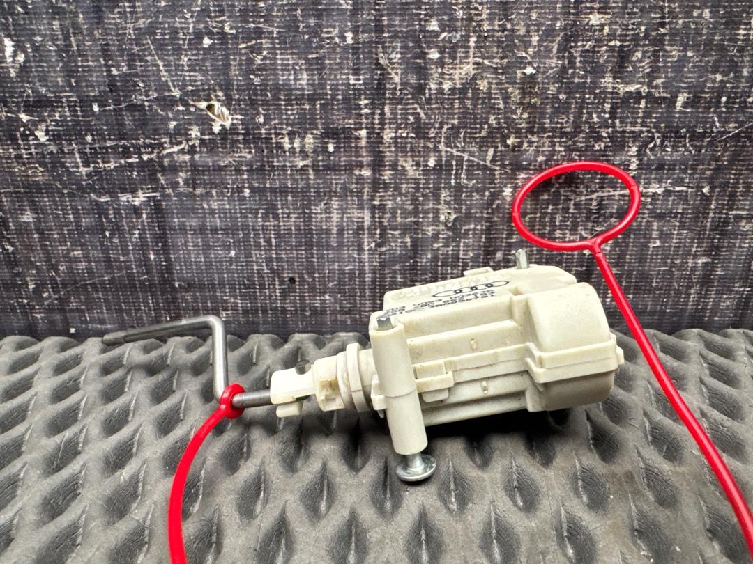 Замок лючка бензобака, 350 рублей, Красноярск