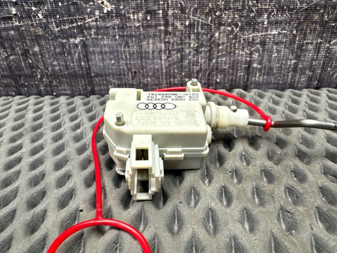 Замок лючка бензобака, 350 рублей, Красноярск