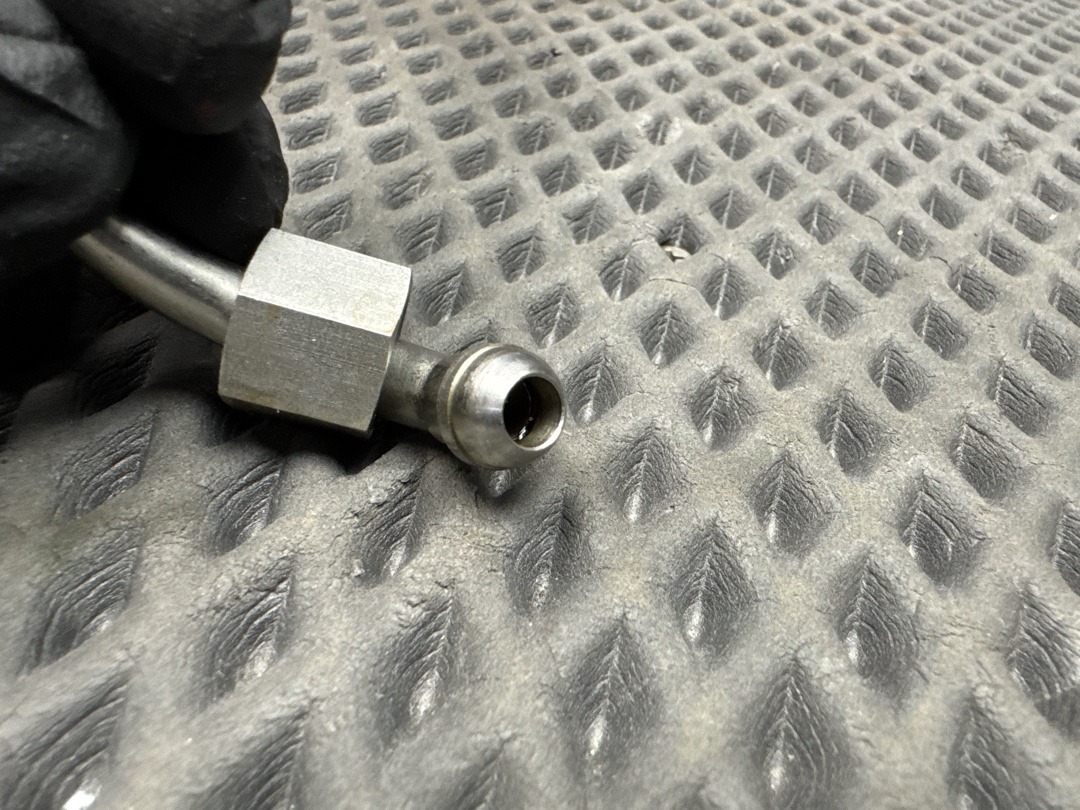 Шланг масляный, 500 рублей, Красноярск