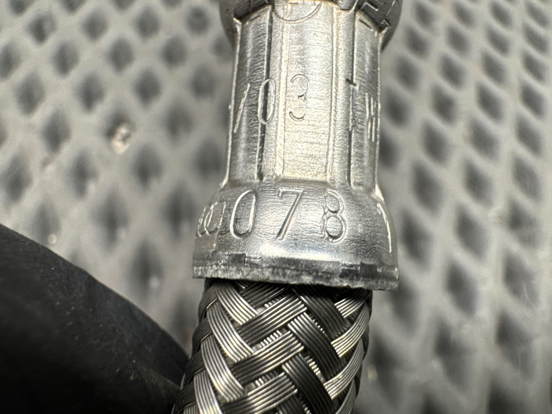 Шланг масляный, 500 рублей, Красноярск