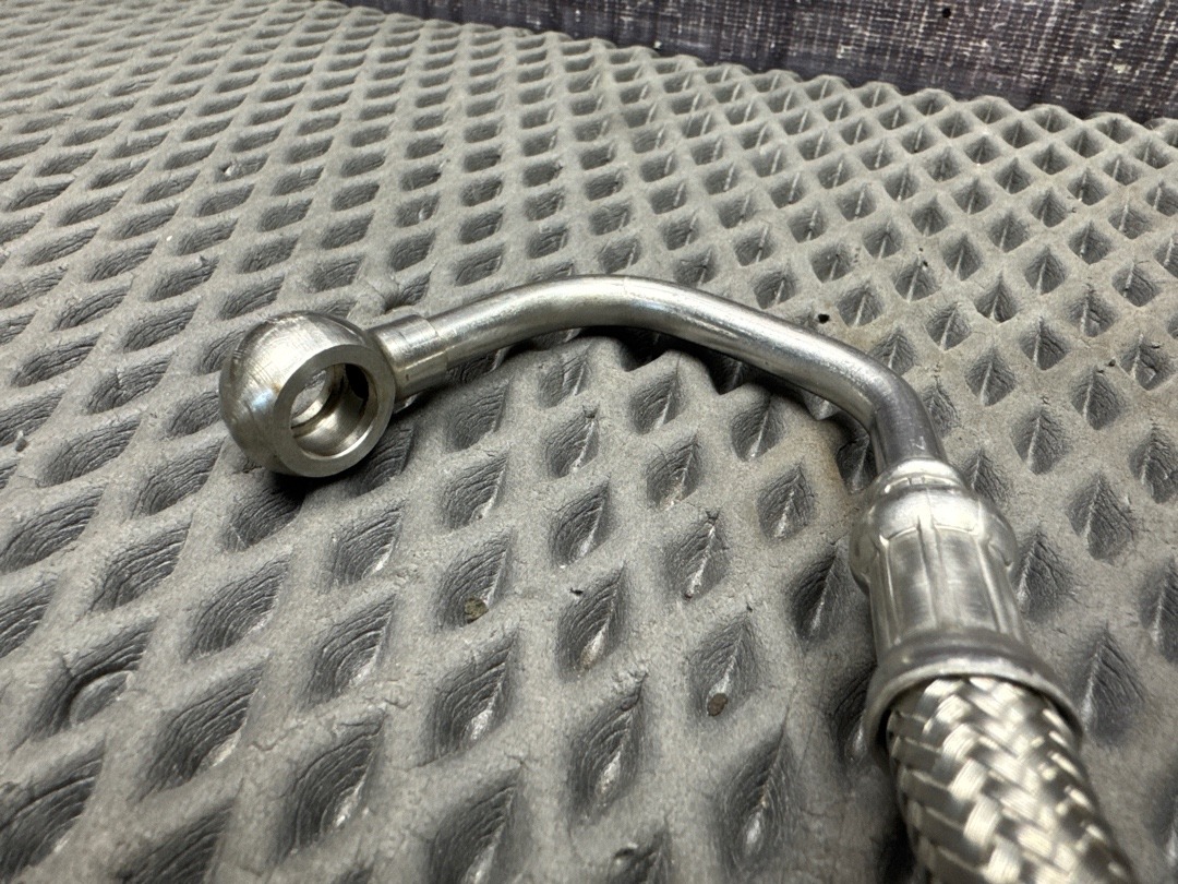 Шланг масляный, 500 рублей, Красноярск