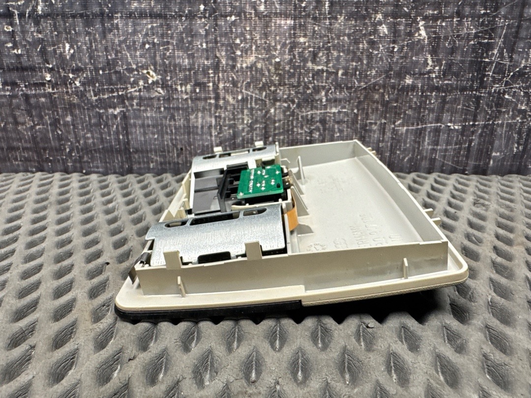 Плафон салона, 375 рублей, Красноярск