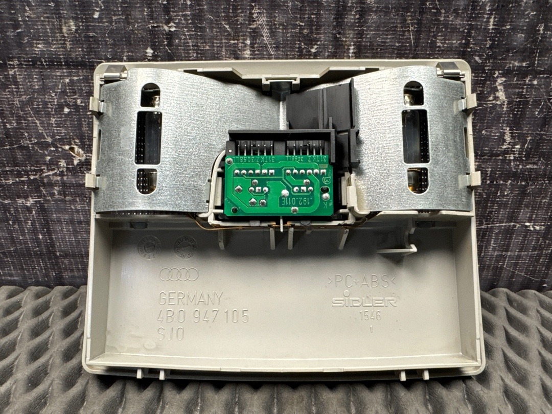 Плафон салона, 375 рублей, Красноярск