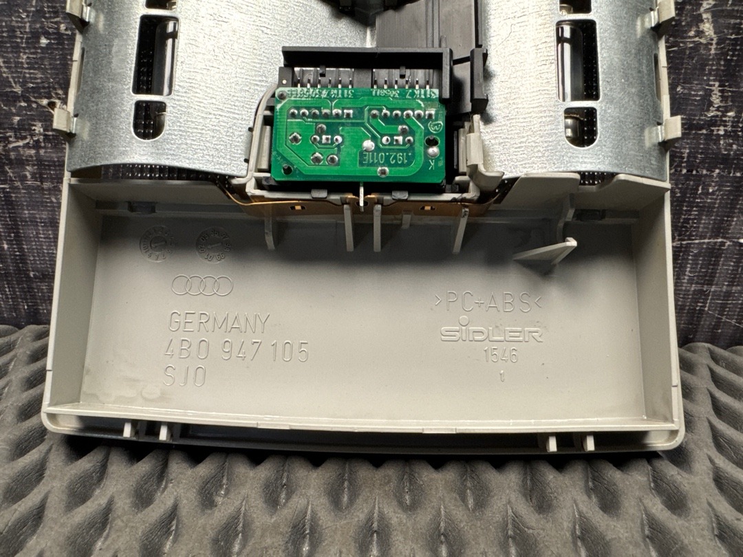 Плафон салона, 375 рублей, Красноярск