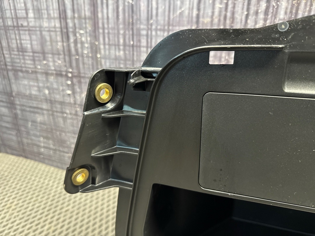 Пластик багажника, 1730 рублей, Красноярск