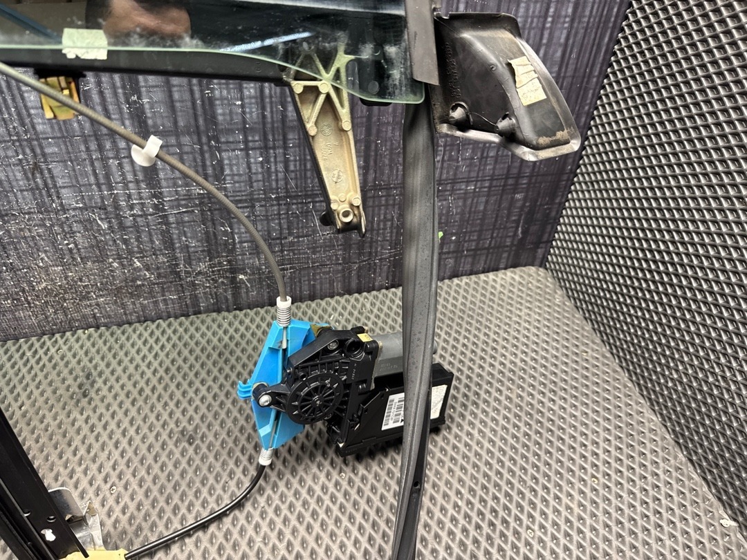 Стеклоподъемник, 2460 рублей, Красноярск