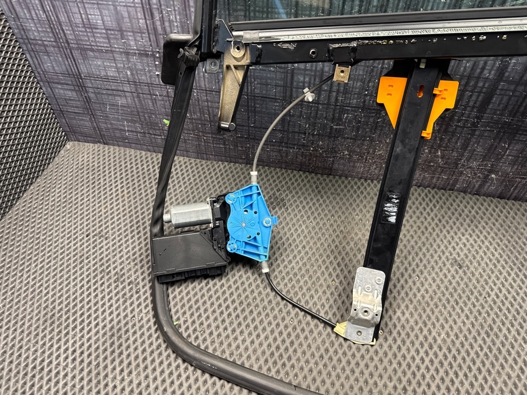 Стеклоподъемник, 2460 рублей, Красноярск