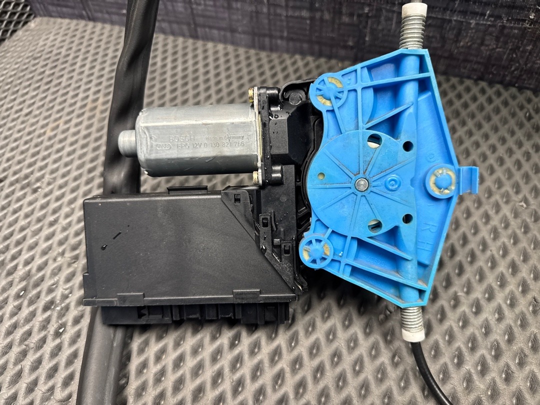 Стеклоподъемник, 2460 рублей, Красноярск