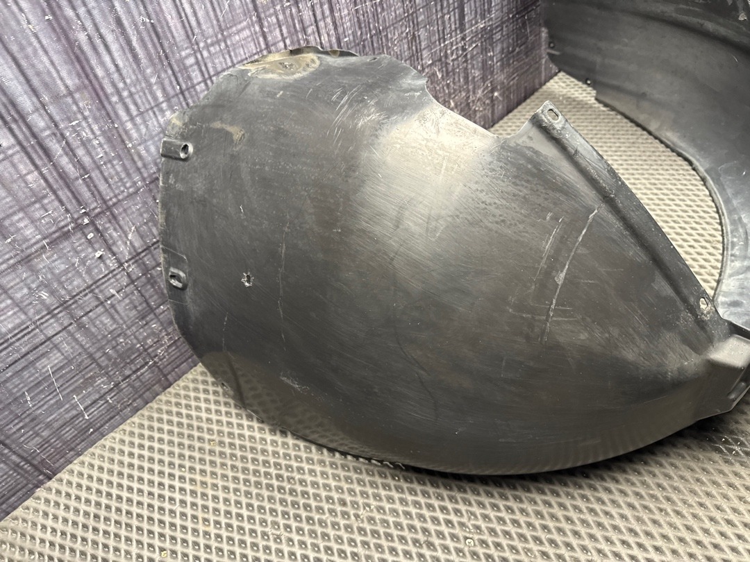 Подкрылок, 4040 рублей, Красноярск