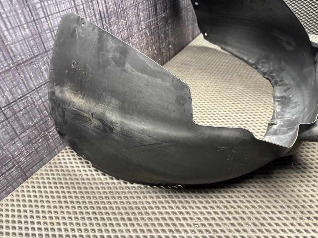 Подкрылок, 4040 рублей, Красноярск