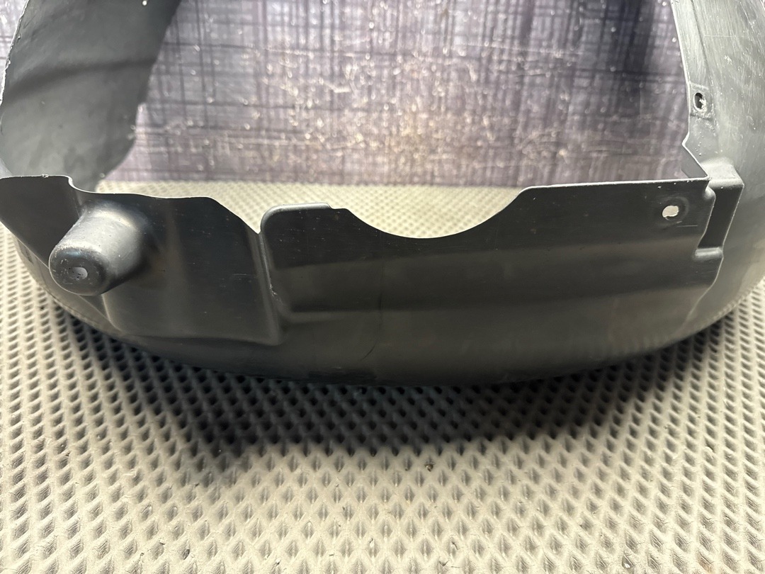 Подкрылок, 4040 рублей, Красноярск