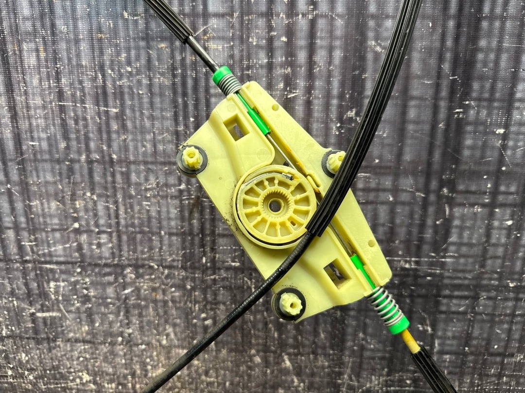 Стеклоподъемник, 1800 рублей, Красноярск