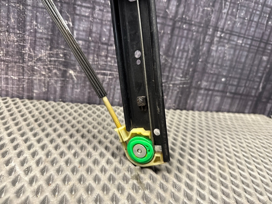 Стеклоподъемник, 1800 рублей, Красноярск